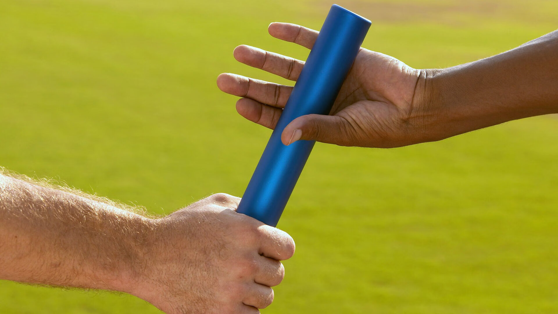 “未来速度，新能源激发新奇迹”——绿色引擎点燃激情赛场，绿色新能源大赛题目